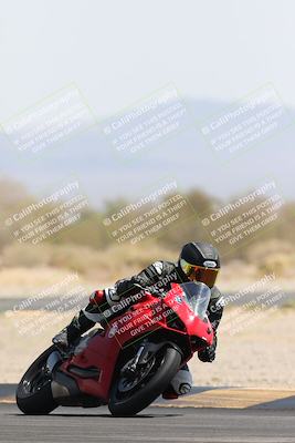 media/Apr-18-2025-CVMA Friday Practice (Fri) [[88baa45499]]/Racer 3/Session 4 (Turn 2)/